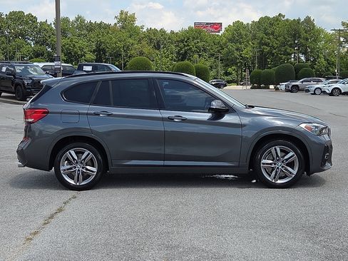 Used 2022 BMW X1 xDrive28i w/ M Sport Package AWD/4WD image 6