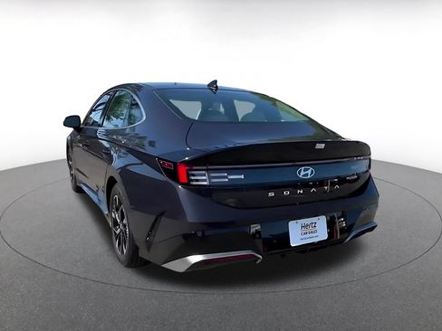Used 2025 Hyundai Sonata SEL FWD image 11