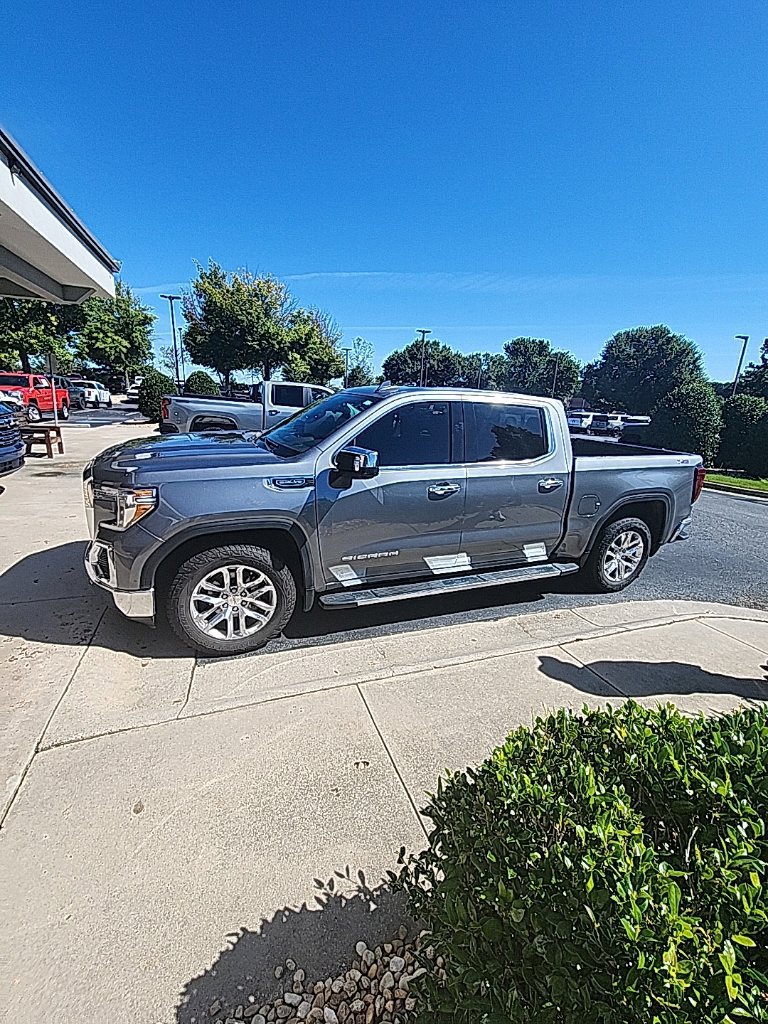 Used 2021 GMC Sierra 1500 SLT w/ SLT Premium Plus Package AWD/4WD image 2