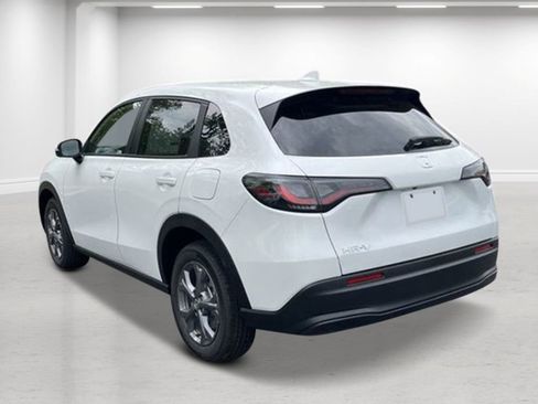 New 2026 Honda HR-V LX image 3