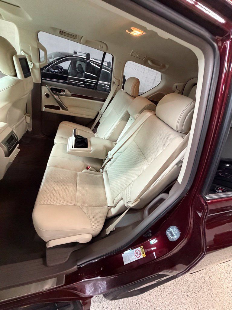 Used 2012 Lexus GX 460 Premium AWD/4WD image 17
