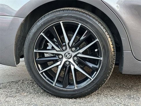 Used 2022 Toyota Camry SE image 30