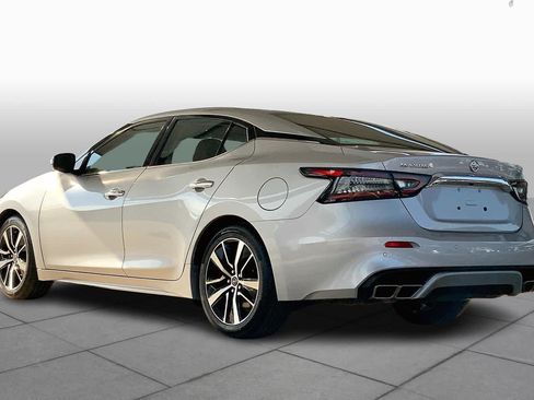 Used 2022 Nissan Maxima SV w/ Floor Mat Group FWD image 11