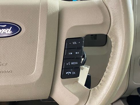 Used 2011 Ford Escape 4WD Hybrid image 27