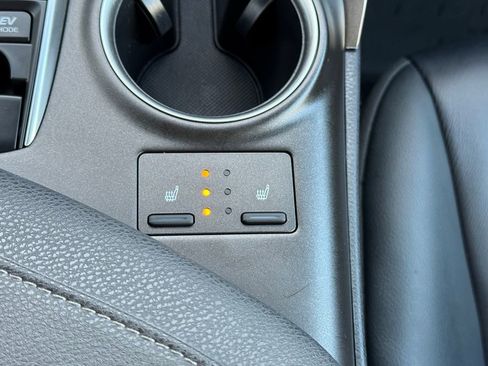 Used 2024 Toyota Camry XLE image 36