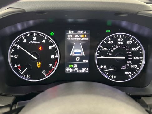 Certified 2024 Subaru Crosstrek 2.0i Premium AWD/4WD image 17
