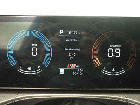 Used 2025 Hyundai Santa Fe SE image 18