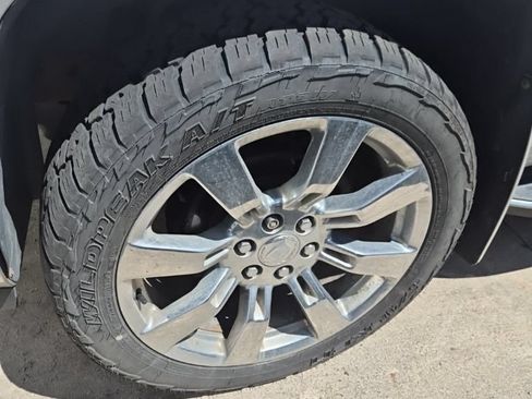 Used 2007 Cadillac Escalade AWD image 5