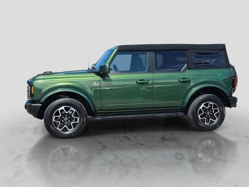 Used 2024 Ford Bronco Outer Banks AWD/4WD image 5