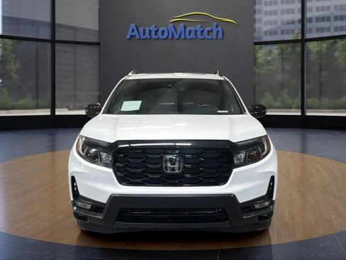 Used 2023 Honda Passport Elite image 2