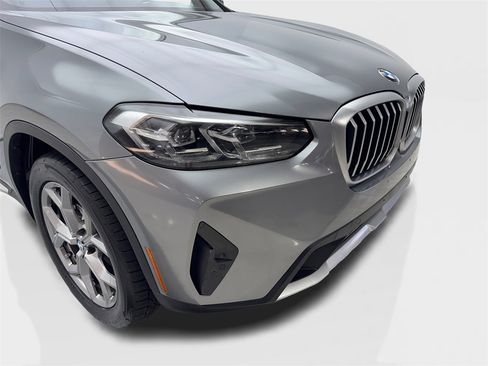 Used 2024 BMW X3 sDrive30i w/ Convenience Package image 17