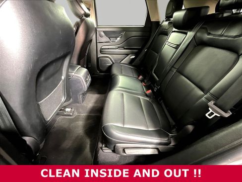Used 2023 Lincoln Corsair AWD w/ Equipment Group 101A image 20