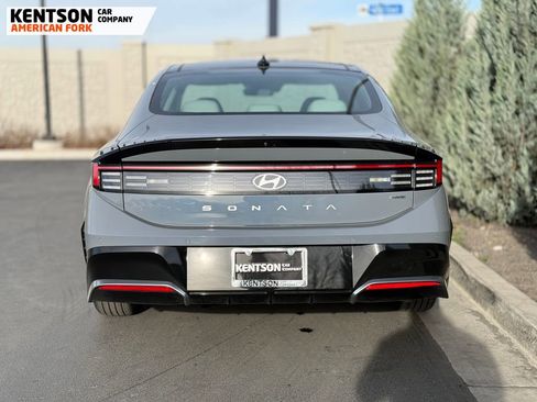 Used 2025 Hyundai Sonata Limited image 7