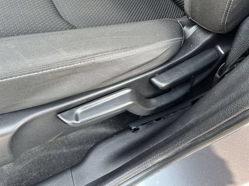 Used 2022 Honda HR-V Sport image 16