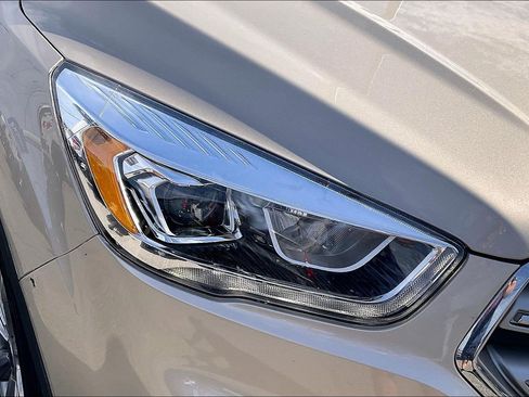 Used 2017 Ford Escape Titanium AWD/4WD image 26
