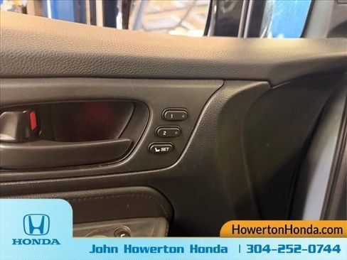 Used 2025 Honda Odyssey Sport-L image 14
