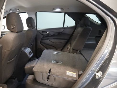 Used 2021 Chevrolet Equinox LT image 29