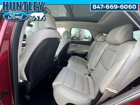 Used 2023 Genesis GV70 2.5T w/ Select Package AWD/4WD image 14