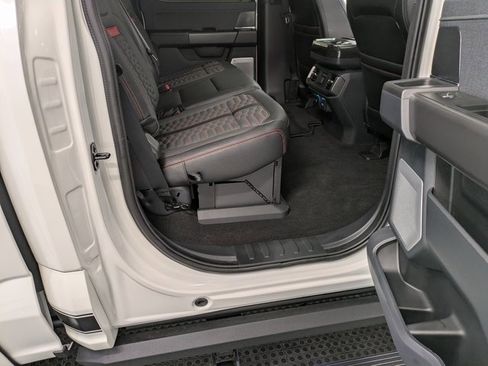 Used 2024 Ford F150 Lariat w/ Equipment Group 502A High image 26