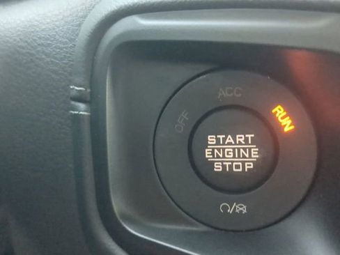 Used 2024 Jeep Gladiator Rubicon image 16