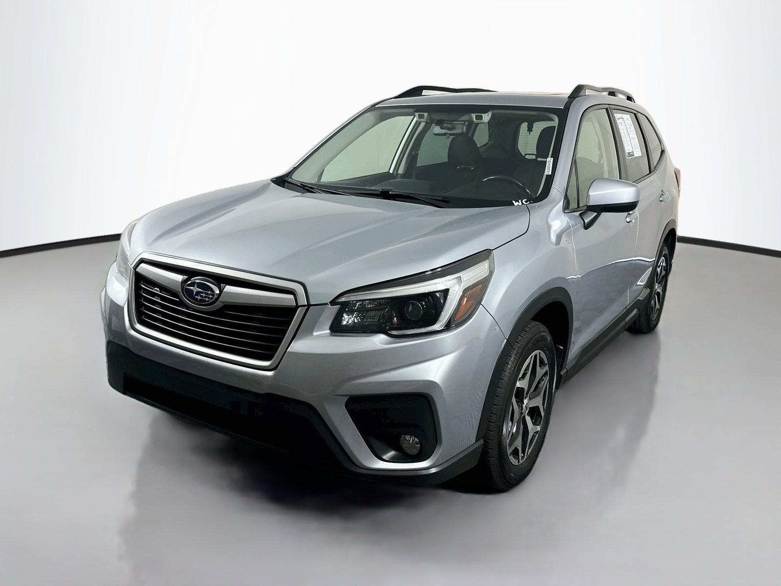 Used 2021 Subaru Forester Premium AWD/4WD image 3