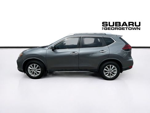 Used 2018 Nissan Rogue SV FWD image 4