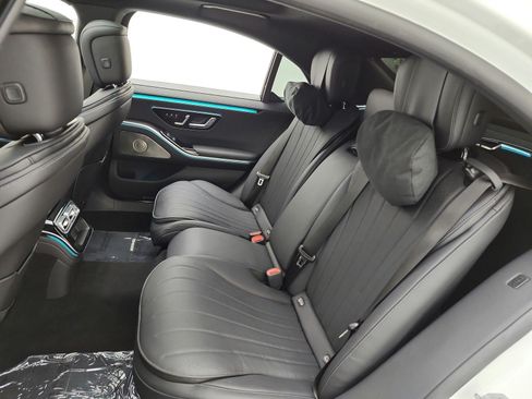 Certified 2023 Mercedes-Benz S 500 4MATIC image 16