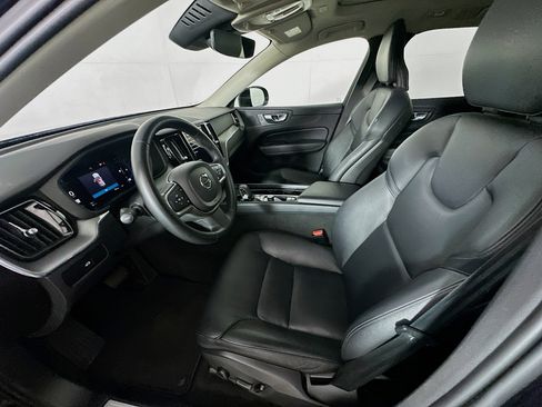Used 2024 Volvo XC60 B5 Core w/ Climate Package image 13