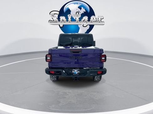 New 2026 Jeep Gladiator Sport AWD/4WD image 8