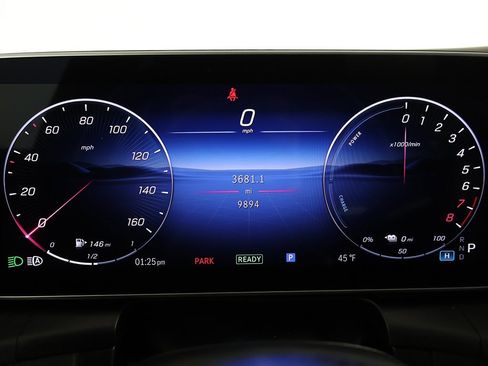 Used 2025 Mercedes-Benz GLC 350e 4MATIC image 35