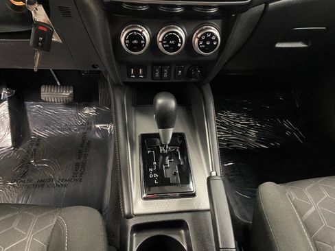 Used 2020 Mitsubishi Outlander Sport ES image 28