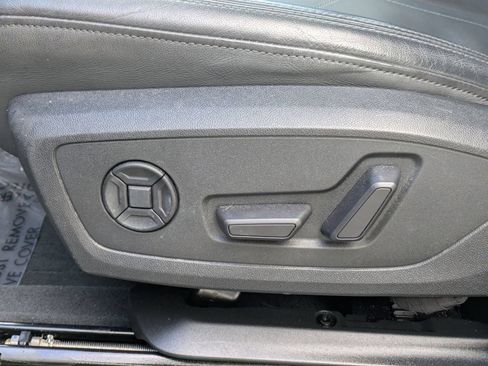 Used 2022 Audi Q3 2.0T Premium w/ Convenience Package AWD/4WD image 26