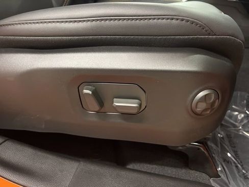 New 2025 Jeep Wrangler Unlimited Rubicon 392 image 19