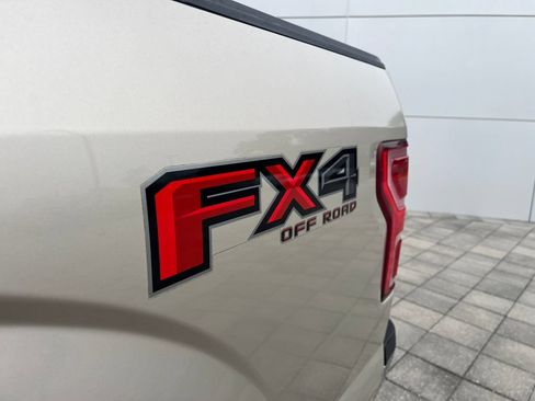 Used 2018 Ford F150 XLT w/ Equipment Group 302A Luxury AWD/4WD image 12