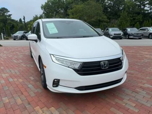 Used 2024 Honda Odyssey Touring image 4