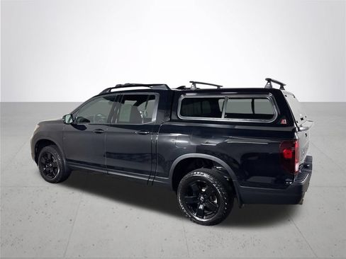 Used 2025 Honda Ridgeline Black Edition image 8