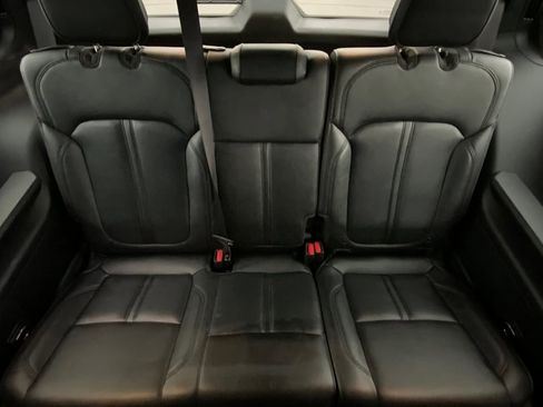 Used 2023 Jeep Wagoneer Series III w/ Preferred Equipment Group image 38