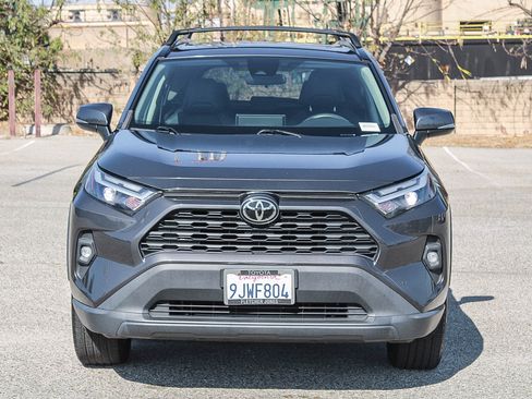 Used 2023 Toyota RAV4 XLE Premium FWD image 2