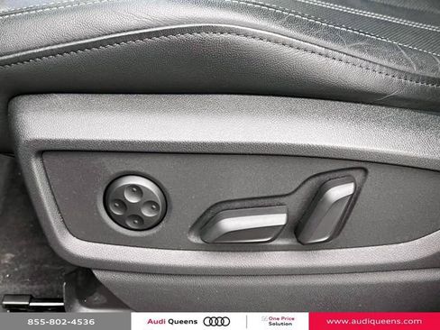 Used 2025 Audi Q5 2.0T Premium Plus w/ Premium Plus Package AWD/4WD image 19