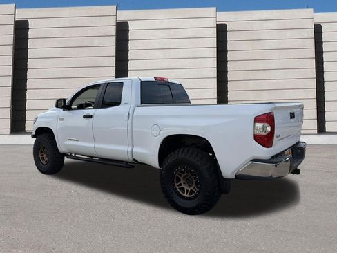 Used 2015 Toyota Tundra SR5 w/ SR5 Upgrade Package AWD/4WD image 3