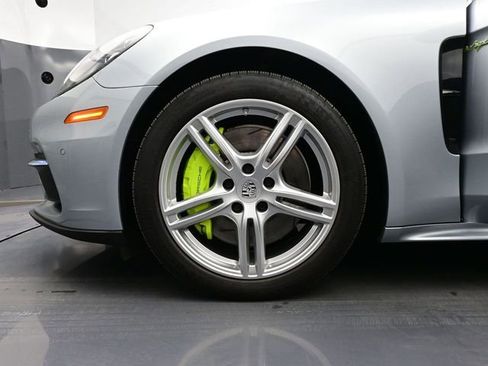 Certified 2019 Porsche Panamera 4 AWD/4WD image 6