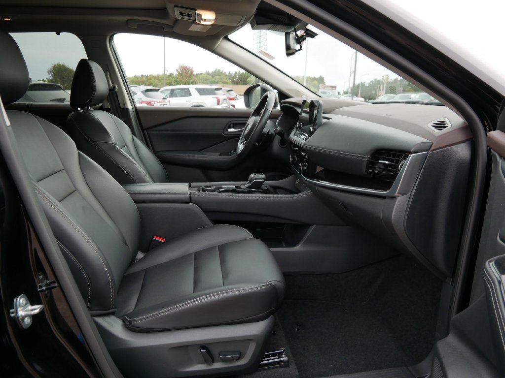 Used 2023 Nissan Rogue SL w/ SL Premium Package AWD/4WD image 13
