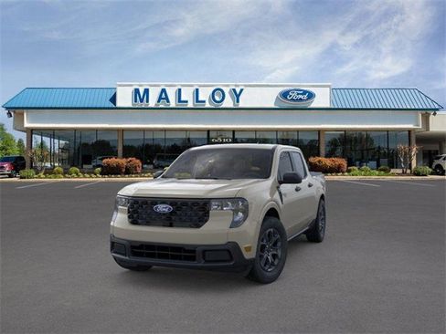 New 2025 Ford Maverick XLT w/ Equipment Group 301A image 2