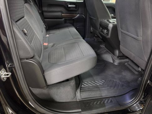 Used 2022 Chevrolet Silverado 1500 RST AWD/4WD image 17