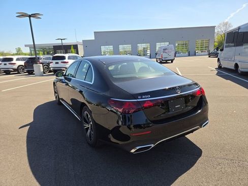 New 2026 Mercedes-Benz E 350 4MATIC Sedan image 5