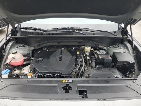 Certified 2022 Hyundai Santa Fe SEL image 11