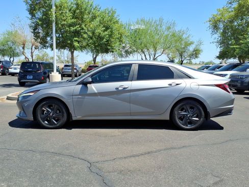 Certified 2023 Hyundai Elantra SEL FWD image 2