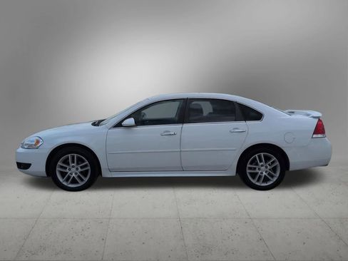Used 2013 Chevrolet Impala LTZ FWD image 3
