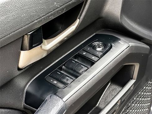 Certified 2025 Toyota Tacoma TRD Off-Road image 12