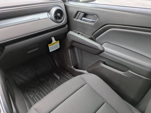 New 2026 Chevrolet Colorado LT RWD image 10